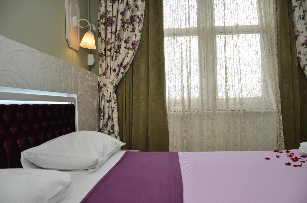 Omer Hayyam Suites Стамбул Экстерьер фото